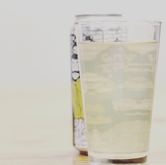 springdalebeer's tweet photo. Who needs a Hazy IPA when you can have a clear one? Stay tuned for the release of our collab with @atgbrewery! #inhopswetrust #craftbeer #hazyipa #ipa #crystalpepsi https://t.co/EAQkLtNDUC https://t.co/09n1q8q23S