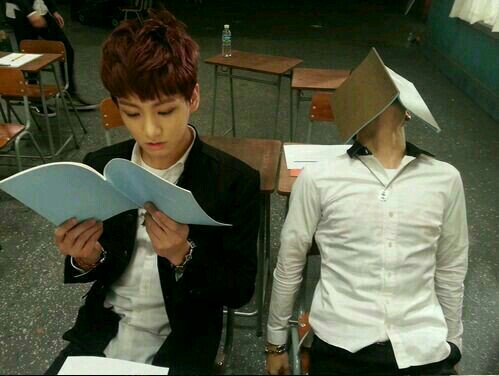 비 I'm bee tweet media