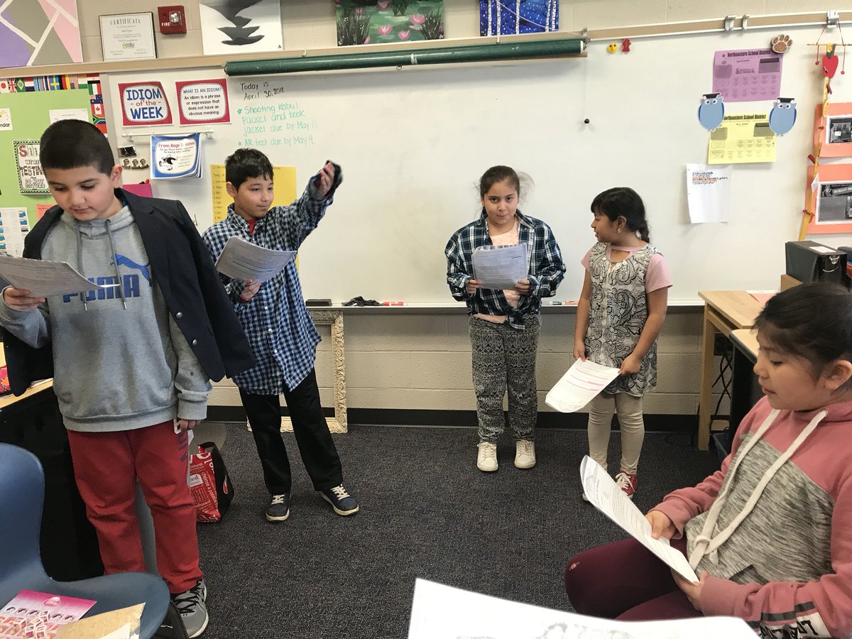 Today we learned all about dramas— scenes, characters, costumes and props, stage directions, settings, scripts, &amp; dialogue. 🎭🎬🎟 #futureactors #risingstars