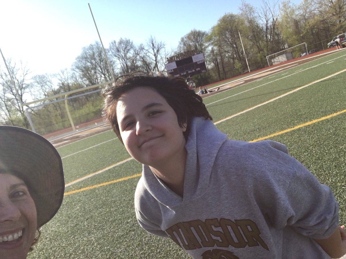 MrsReadnour's tweet image. Last WMS track meet of season..... good times!  #purefun! @WMSowls