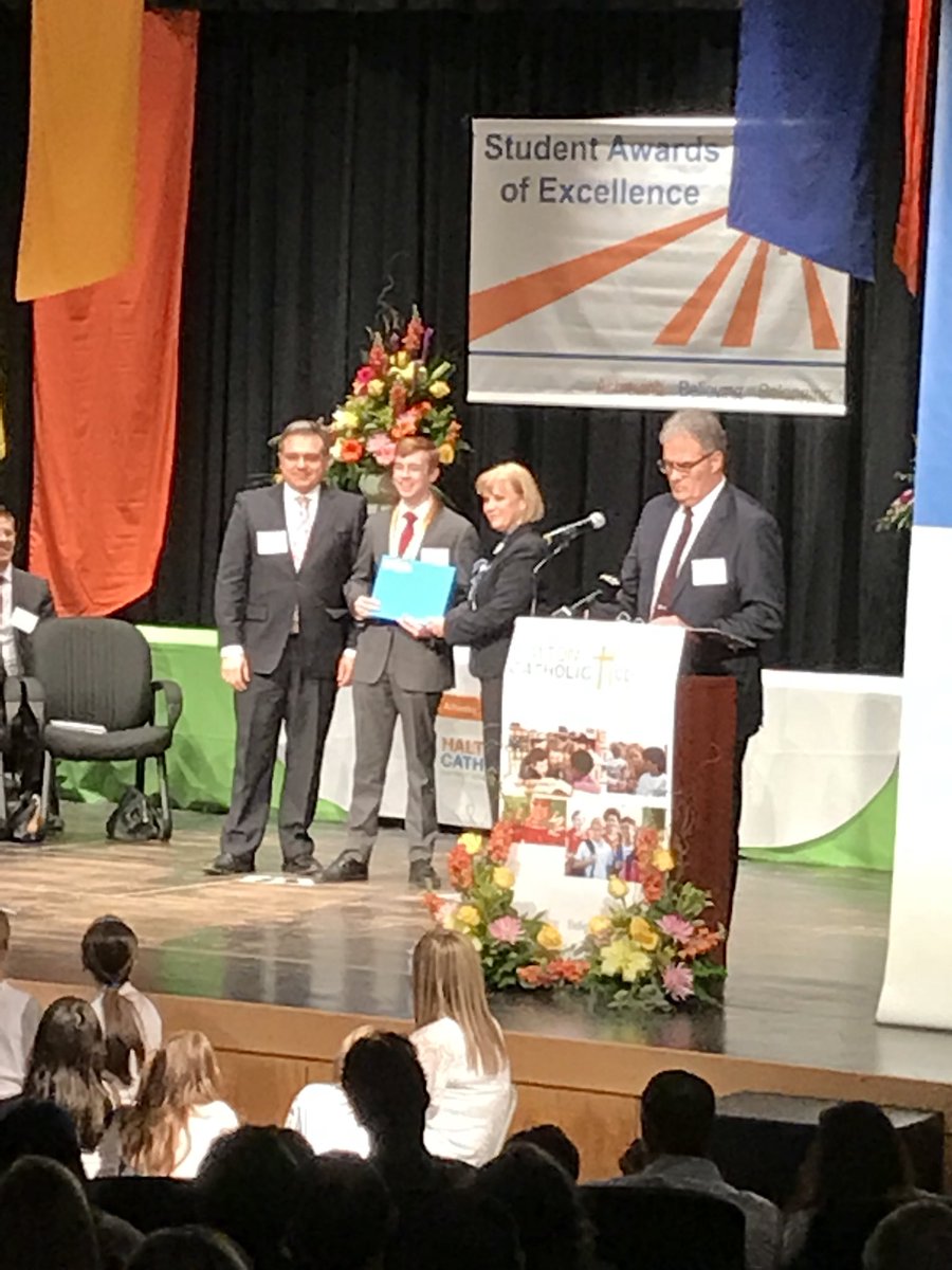 Congratulations to Henry Mann for earning the 2018 Student Award of Excellence!  Henry is a most deserving individual from the STA Catholic learning community