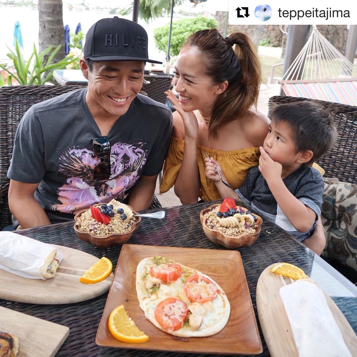 HiLifeStore's tweet image. Aloha Friends! Just got in some new arrivals. We are open every day from 10am-10pm. Come thruuu! 🤙
#HiLife can be a part of your everyday life!
#Repost @teppeitajima
Favorite🌴
Photo by @izawakeiichi 🙌🏽🙌🏽
#hawaiikai #ttse_hi #surfercise #HilifeClothing #HilifeStore