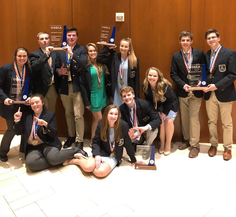 mass_DECA's tweet photo. So proud of our #MassGlass winners at ICDC!  And all of our award winners and attendees who helped MA DECA to #BuildyourLegacy this year! https://t.co/uNdBuykSEa