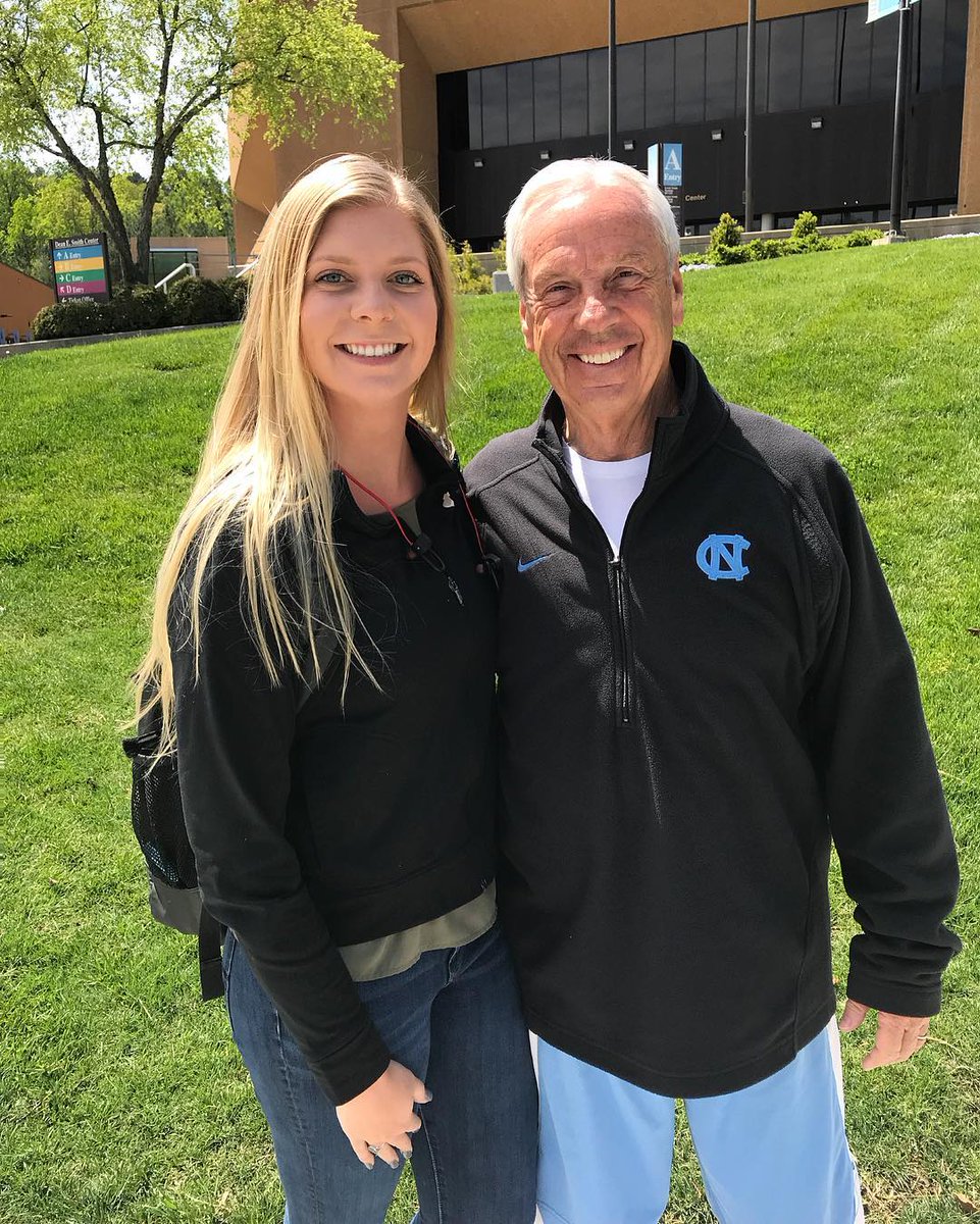 goodfellowsbar's tweet image. Roy being cute, as always, with #UNC senior, Chelsea, on Thurs.: “I pass you every single day right here at 12:15... let’s take a picture... and remind me your name? Yes, Chelsea, great to officially meet you after four months of waving. Are you a senior?? Happy last LDOC ever!”