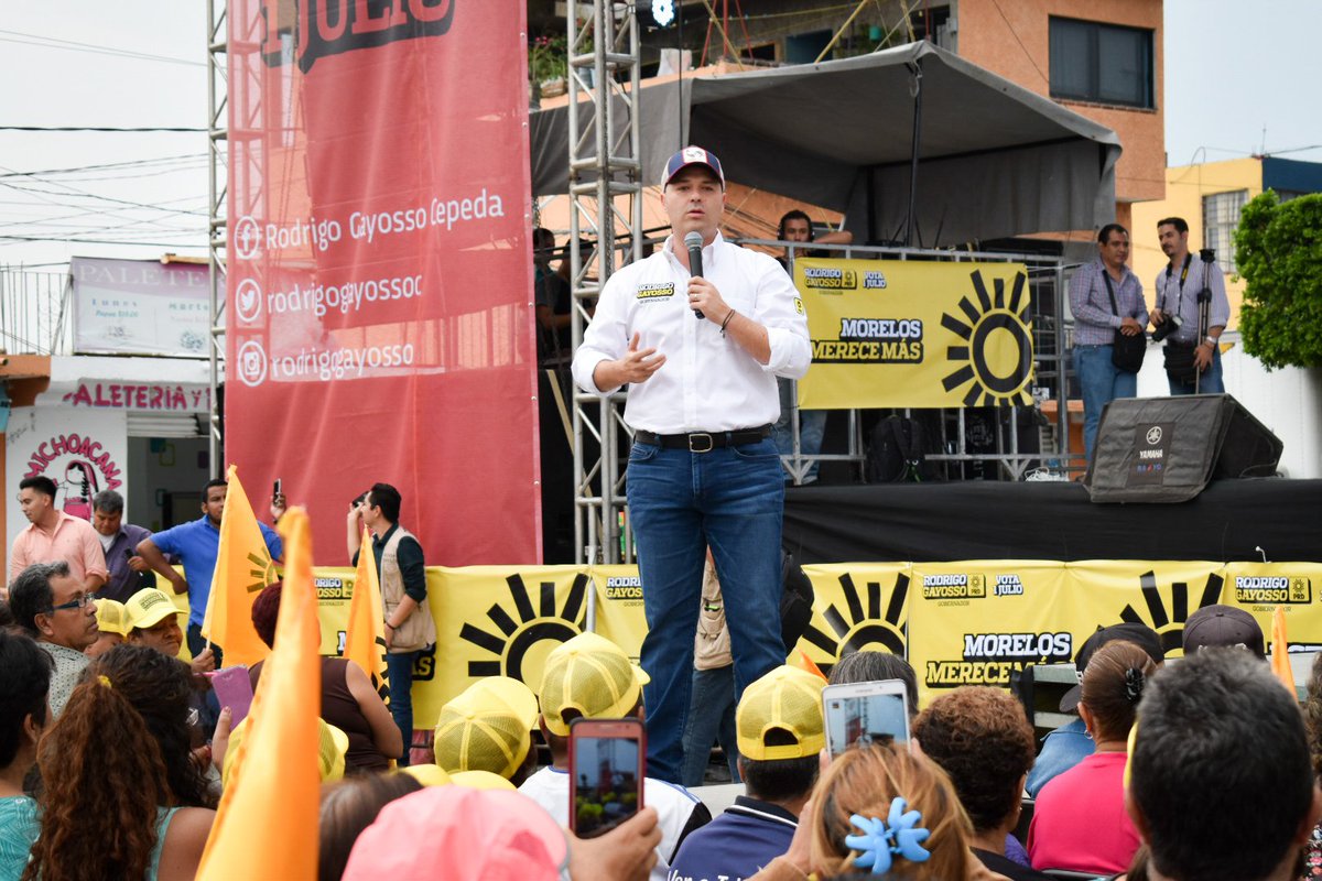 DipRicardoCalvo's tweet photo. #MorelosMereceMás Hoy desde #Tejalpa en #Jiutepec Morelos, el proyecto a la Gubernatura de nuestro #Gayo Rodrigo Gayosso, Senaduria y Diputaciones Federales del PRD, asume amplios compromisos, para transformar al Estado. 
#PRDMásFuerteQueNunca 
#MiGayo
#RCH2018 
#Vota1DeJulio https://t.co/uzXPNCg4ur