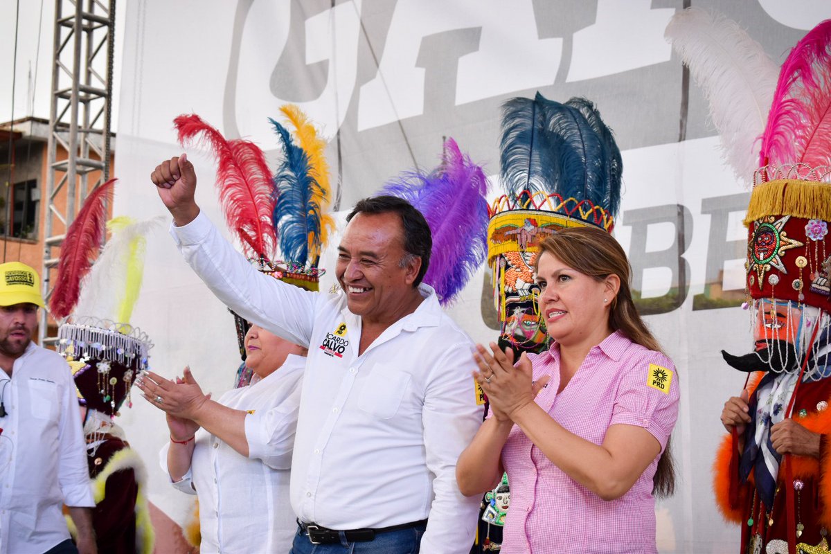 DipRicardoCalvo's tweet photo. #MorelosMereceMás Hoy desde #Tejalpa en #Jiutepec Morelos, el proyecto a la Gubernatura de nuestro #Gayo Rodrigo Gayosso, Senaduria y Diputaciones Federales del PRD, asume amplios compromisos, para transformar al Estado. 
#PRDMásFuerteQueNunca 
#MiGayo
#RCH2018 
#Vota1DeJulio https://t.co/uzXPNCg4ur