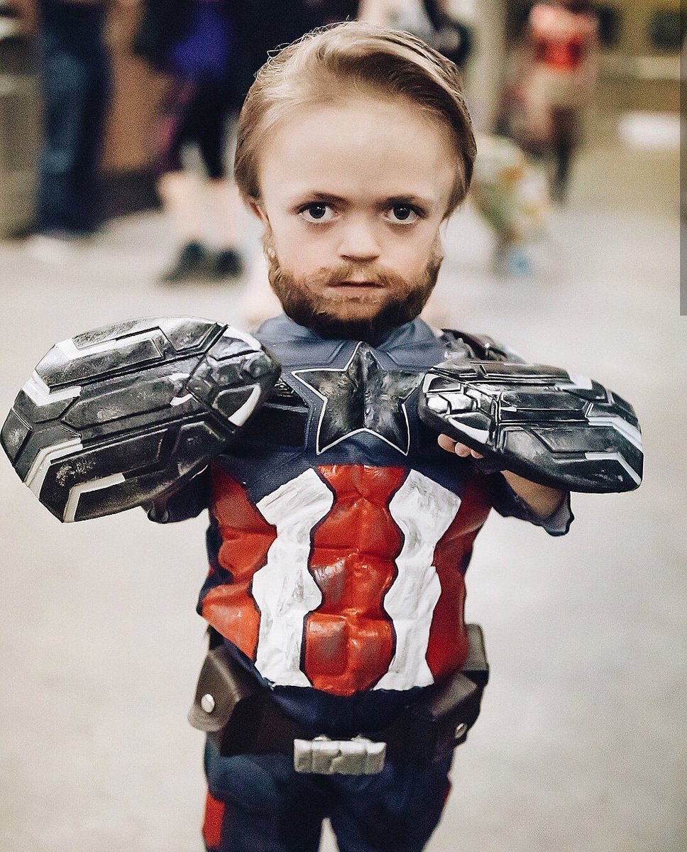 LoganKidd963's tweet photo. Who loves the #InfinityWar Movie
•
Custom facial hair by @ofclherohair
•
Suit and props by @carrickscosplay
•
Photo by @justin.cosplay
-
#cosplay #crownyourcosplay #custombeard #cosplaywig #customwig #officialherohaircosplayer #herohair #officialherohair #CaptainAmerica https://t.co/9XEWsgUnIF