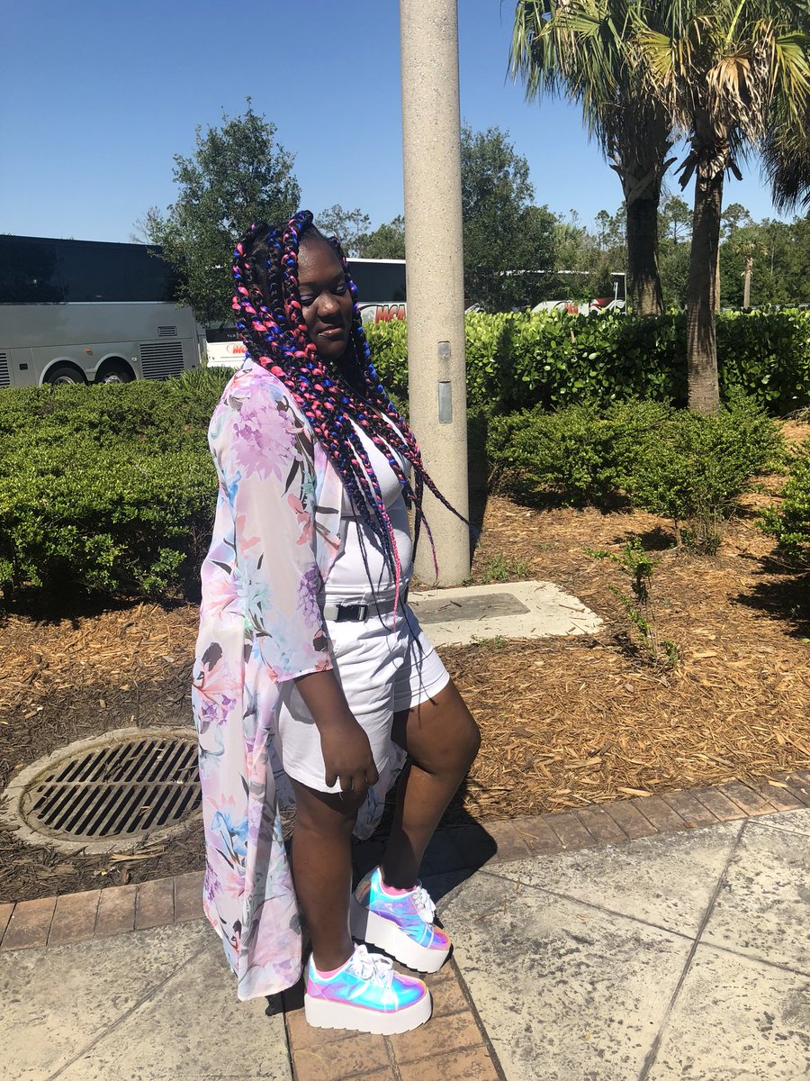 Trisha_0630's tweet photo. Grad bash was a Blast!!! 🎢#miramargradbash2k18 #GradBash2018 #gradnite #GradBash2K18 https://t.co/HTns6GK3ga