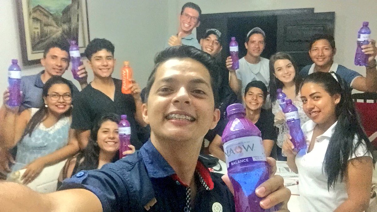ZambranoFray's tweet photo. Capacitación nivel diamante negro corona imperial🔥💎
#Naow💪🏻 https://t.co/EoR5fBRJ9Q