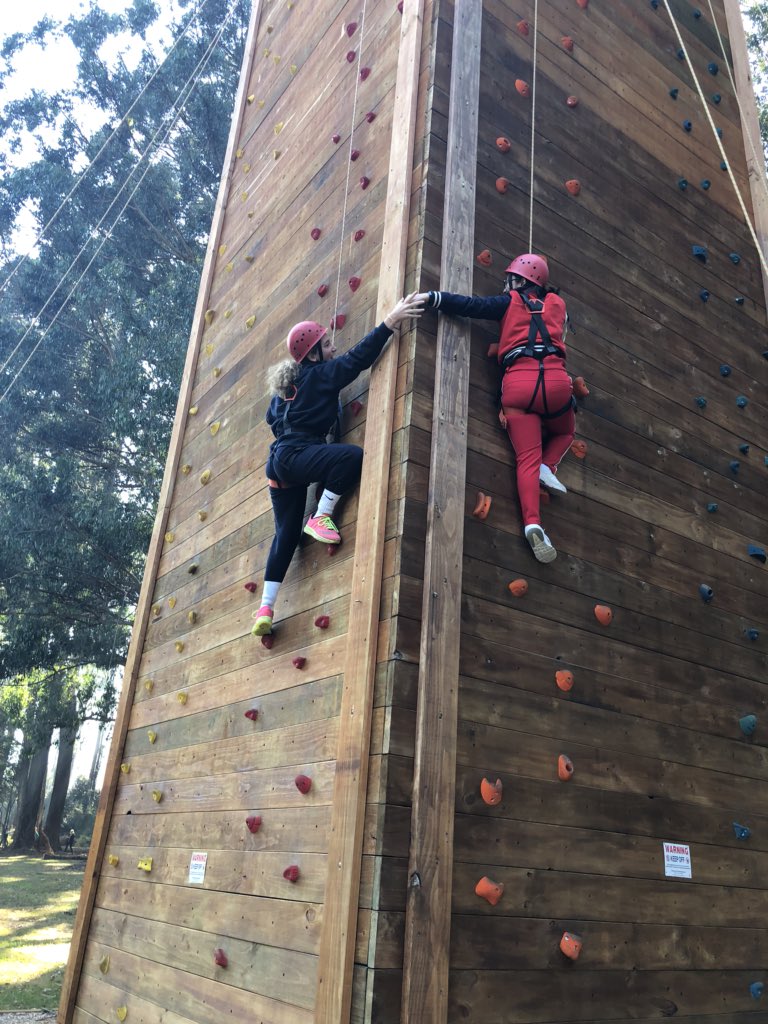 billie_staples's tweet photo. Hi Fiving on the Climbing Wall #mggs7camp https://t.co/MkrhVZDadH