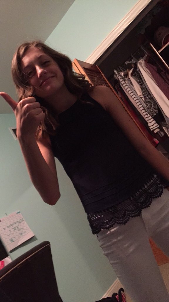 alli_tithof's tweet photo. Happy Birthday Mal❤️🎉 @MalloryPaquette https://t.co/BHGuhp3sdF