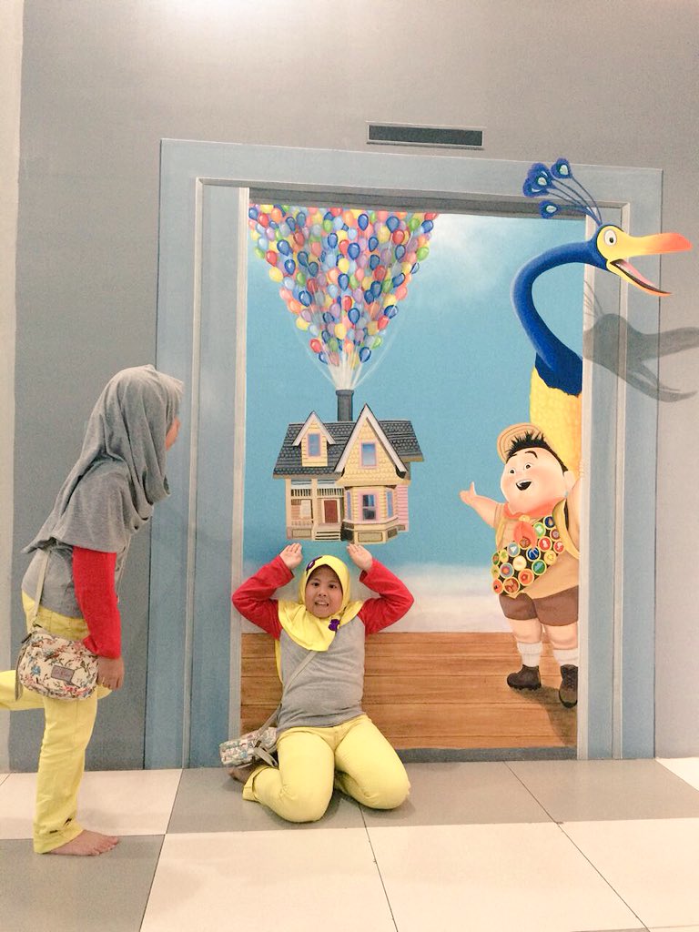 DesiFauzi's tweet photo. Selamat berjuang anak sholeha .. Smg UN nya Sukses dr tgl 2-4 Mei .. doa bunda untuk Kaka ❤️ https://t.co/wRRhC7dsNx