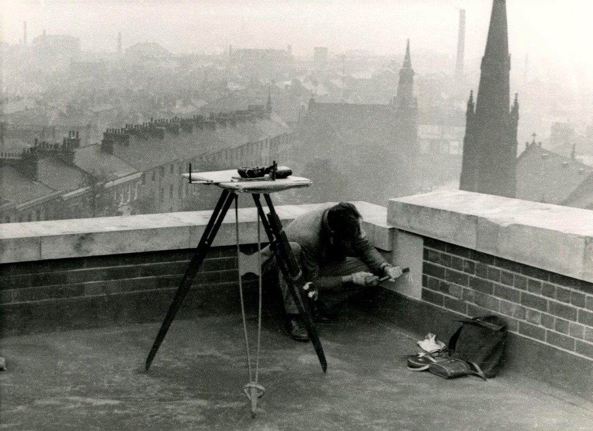 OrdnanceSurvey's tweet image. Did you know that our benchmarks have been around much longer than our #trig pillars? 2018 marks the 25th anniversary since the last #osbenchmark was cut. Find out more social.os.uk/benchmarks_CuJ…