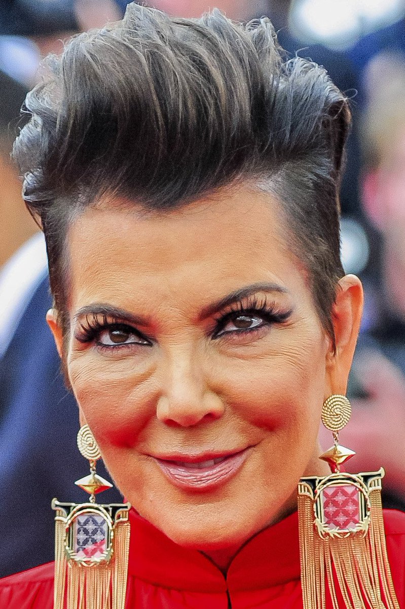 KardashTruths's tweet photo. Kris Jenner is Secretly Hiding a Family Member for her own Benefit: a conspiracy thread https://t.co/6oyyOzz6DK