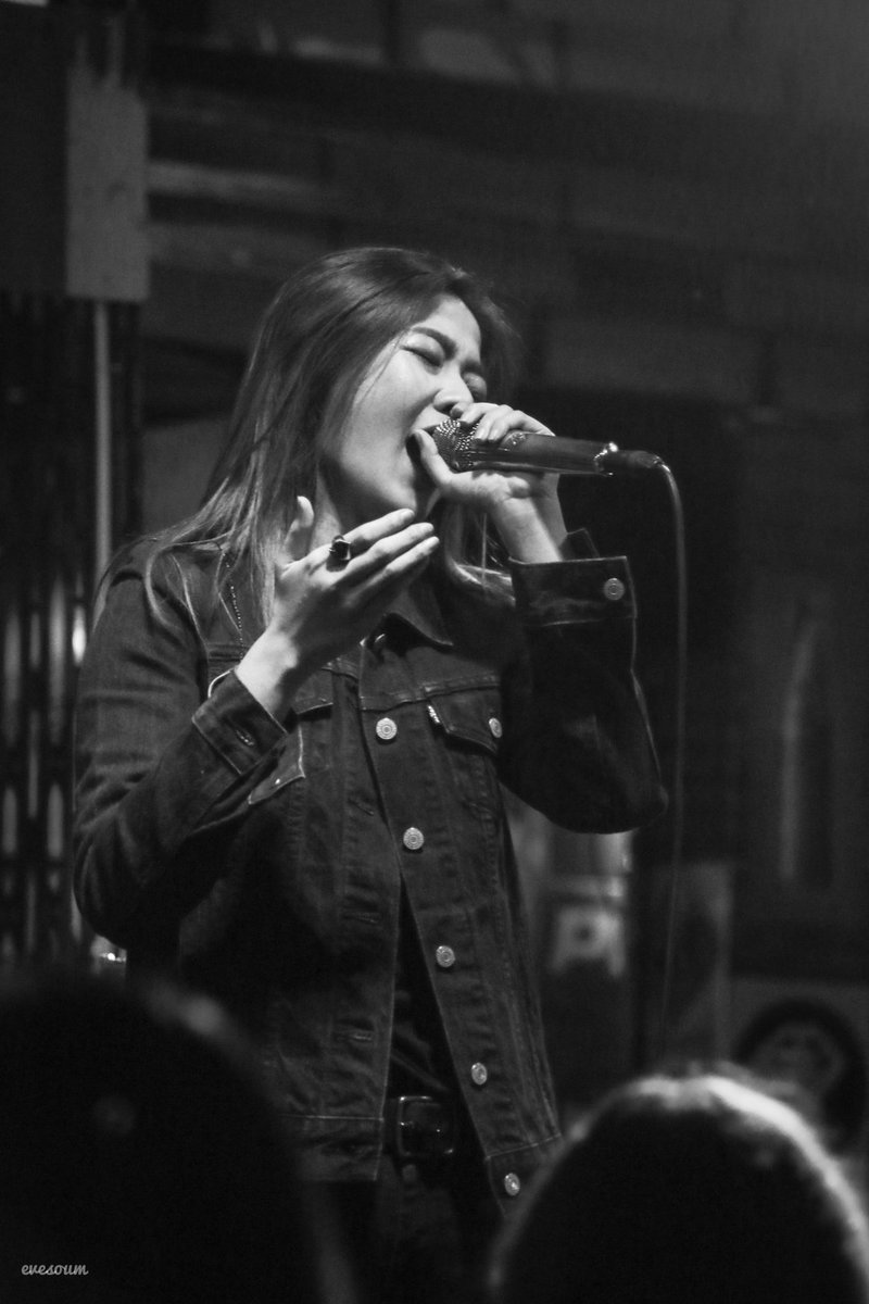 evesoum's tweet photo. ⚫⚪ #Leenam https://t.co/hsTaMpXlGj