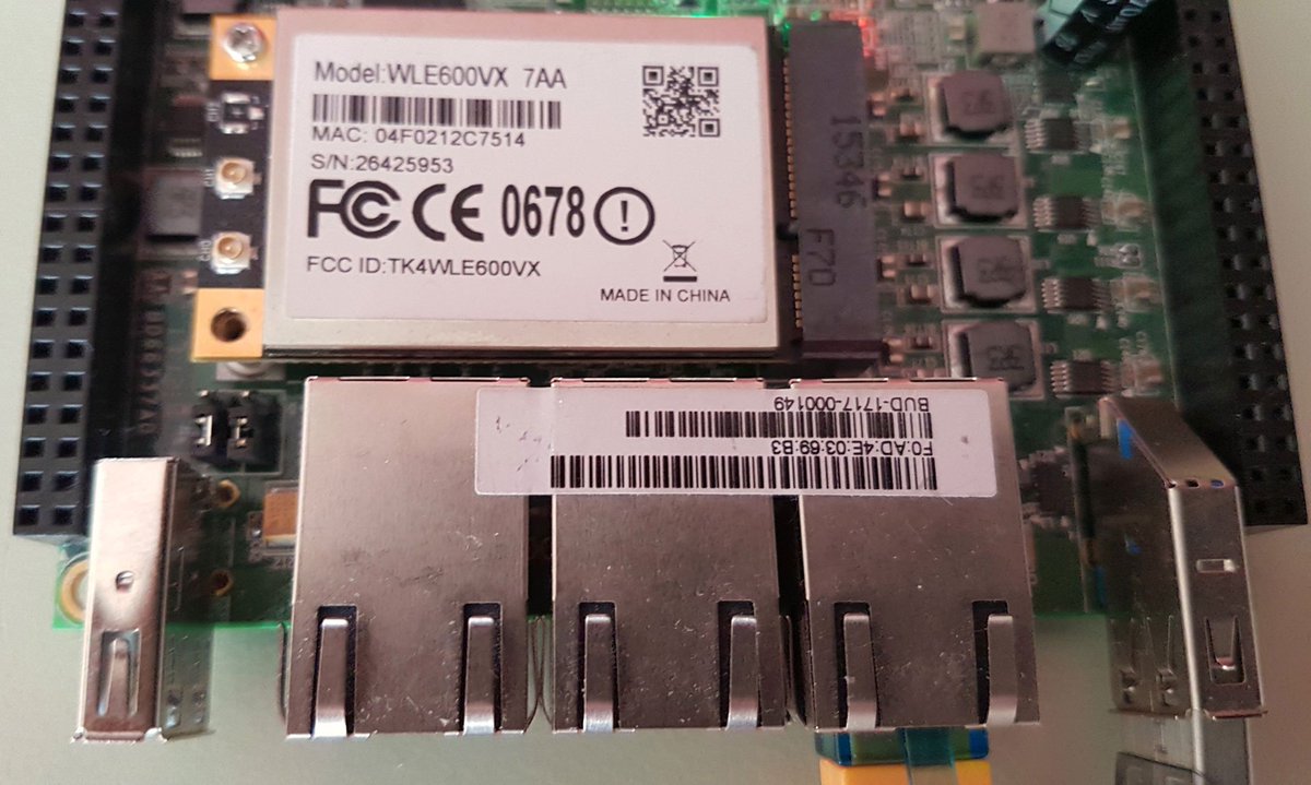 armbian's tweet photo. Update for @GlobalscaleTech #Espressobin #arm64 #docker (Boot log: https://t.co/8U7D3Opz3z). Added support for Atheros mPCI ATH10K AC wireless cards, updated kernel to 4.14.38, updated Realtek AC wireless drivers. Download image or run apt update & upgrade. https://t.co/PswjYjE5By