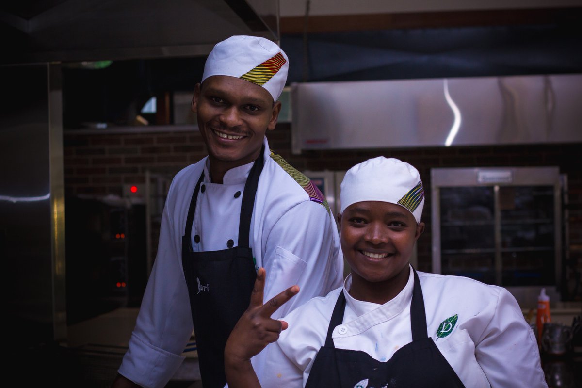 DariRestaurant's tweet image. Here at Dari, we are excited and humbled to have served you in April. Here's to an even greater month in May. To committed #service &amp;amp; creating beautiful memories over a dinner table and on lush green fields. #CookItRight #LunchAtDari #DinnerAtDari #FamilyAtDari happy #LabourDay