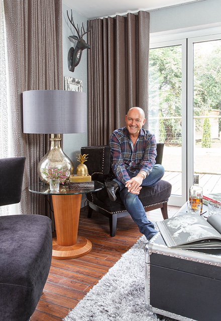 johnamabile's tweet photo. See me at Scotland’s biggest home show this May! Quote TAL241 for 2 for 1 tickets to @ideal_home_show #Glasgow – I’ll see you there! Book now https://t.co/UIXIlfPMKf https://t.co/0l2pcZ24zp