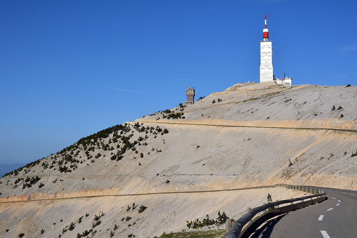 CecileBib's tweet photo. Direction @MontVentoux ! Courage les #oGalopBib sur cette dernière journée du #RaidCS ! https://t.co/kf1iS59TQc