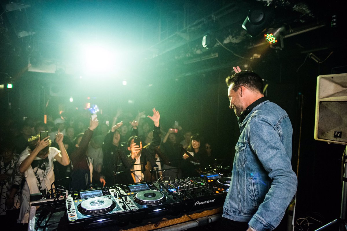 absolutemusic55's tweet image. We had a fantastic night with @DeltaHeavyUK !!
Thanks for everyone who came out!

- Absolute Music Presents -
NEXUS
with Delta Heavy 
I NEED YOU TOUR 
@triangleosaka 
2018.3.24.Saturday

#drumnbass #dnb #glitchhop #dubstep #trap #bass #deltaheavy #monstercat #ramrecords