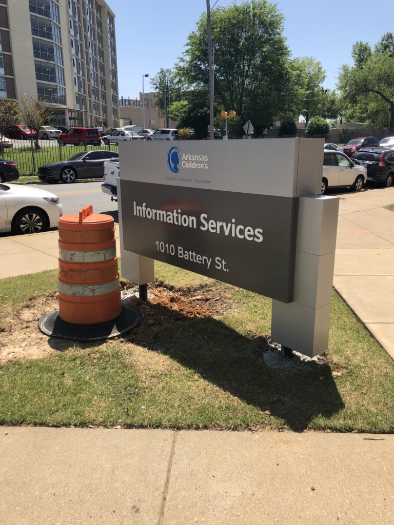amy_cress's tweet image. Love the look of the new exterior signage @archildrens #newsigns #newlook @archildrensFred @ChandaChacon @archildrensJeff @KimBPrescott @mistercio
