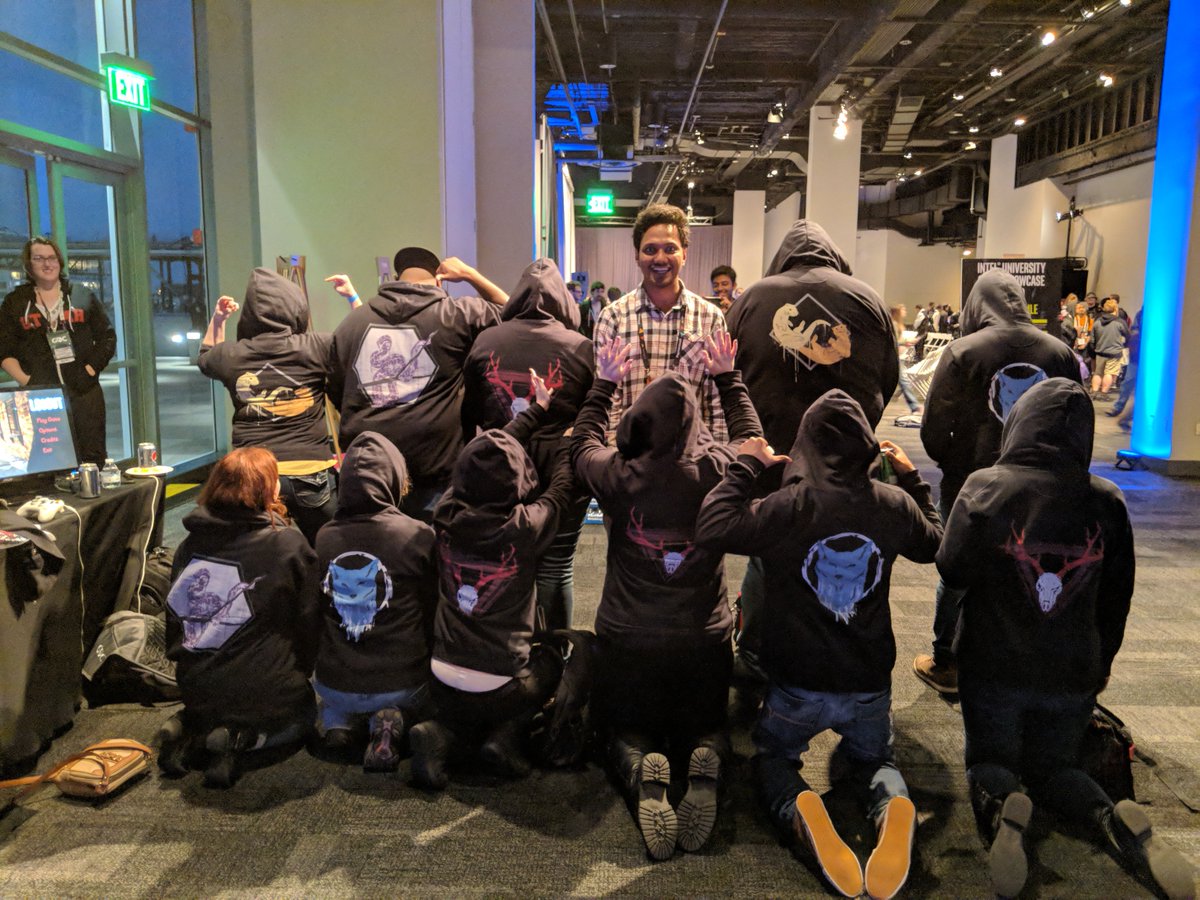 Studios_PW's tweet photo. Tomorrow is a big day for our studio, we are launching Logout on Steam! It's also the EAE Launch Party from 3-6 pm tomorrow. Beat the game and win a hoodie! Become an honorary member of PlayWrite Studios. @steam_games @EAEMGS #SteamNewRelease #indiedev #gamedev #videogames https://t.co/RH01Hp5GQq