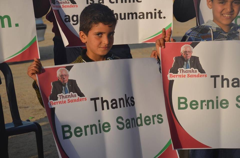 SparkTeacherEdu's tweet image. On Friday, May 4, come to Pliny Park in Brattleboro from 5-8pm in solidarity with Palestinians demonstrating nonviolently for their rights. Objective is to pressure Bernie Sanders to visit Gaza and see for himself thenconditions of the people trying to survive. #berniegotogaza