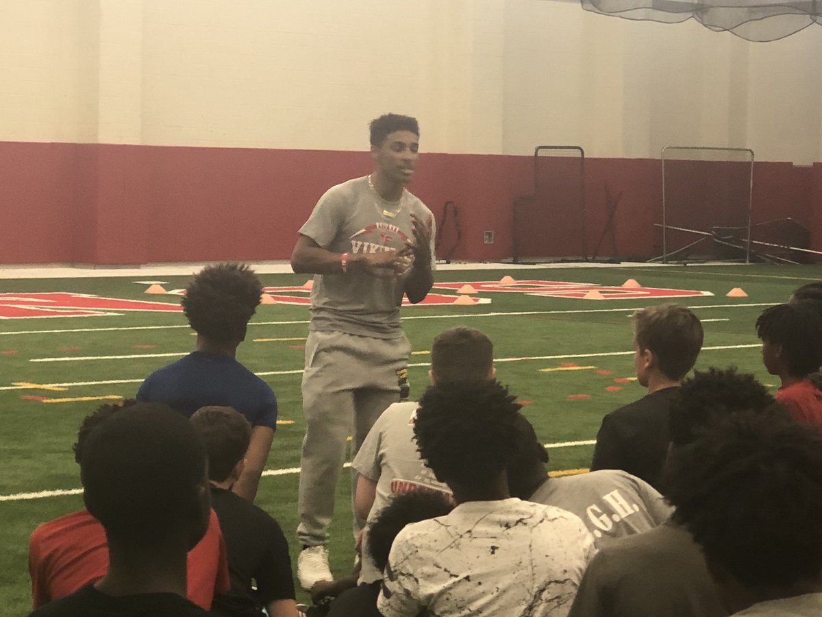 HF_Football's tweet image. What a night at Futures Camp Session 5. Started off with Special Guest and future Ohio State Buckeye Sr. QB Kellyn Gerenstein with a special message to our campers! A Great ambassador for our program. #HighCharacter