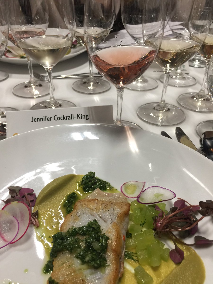 foodwinewriters's tweet photo. A true profesh, Lindsay Kelm of @Quails_Gate introducing us to Lucy’s Block Rosé #bcwinemonth #chefmeetsbcgrape 2nd course by Roger Sleiman at @chef_sleiman https://t.co/qOZM2QP1UU