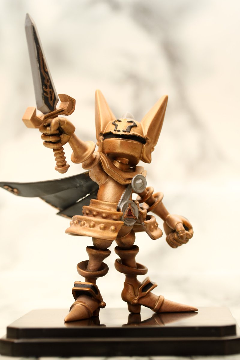 るしーる Twitter પર 黒い炎と黄金の風 もっとも古い記憶を掘り起こすとき私の脳裏には決まってあの絵本が蘇る 黄金の鎧を身に纏った騎士 が おぞましい怪物たちを打ち倒していく Yamaさん Yama3 の絵本の牙狼 なんとか完成しました いやー ほんと