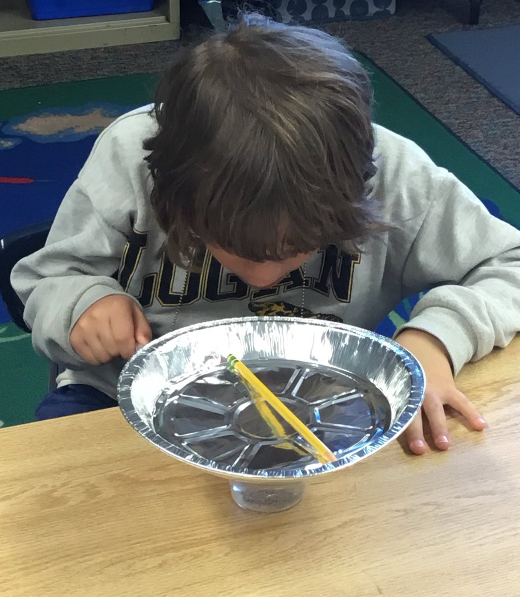 ChipGrover's tweet photo. Mrs. Grover’s first graders learned about how sounds and vibrations are related using tuning forks with water and metal pie plates!  #ncecsd #northinnovates @NorthCreekElem https://t.co/sPnM8f8rl4