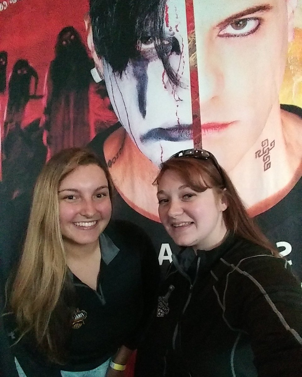 RJazzy2's tweet photo. Finally got to see @CrissAngel live tonight! Great show, next time I see him I plan to go out to Vegas for his show! #CrissAngelLive #sandseventcenter #BethlehemPA https://t.co/6EaOxXMTyq