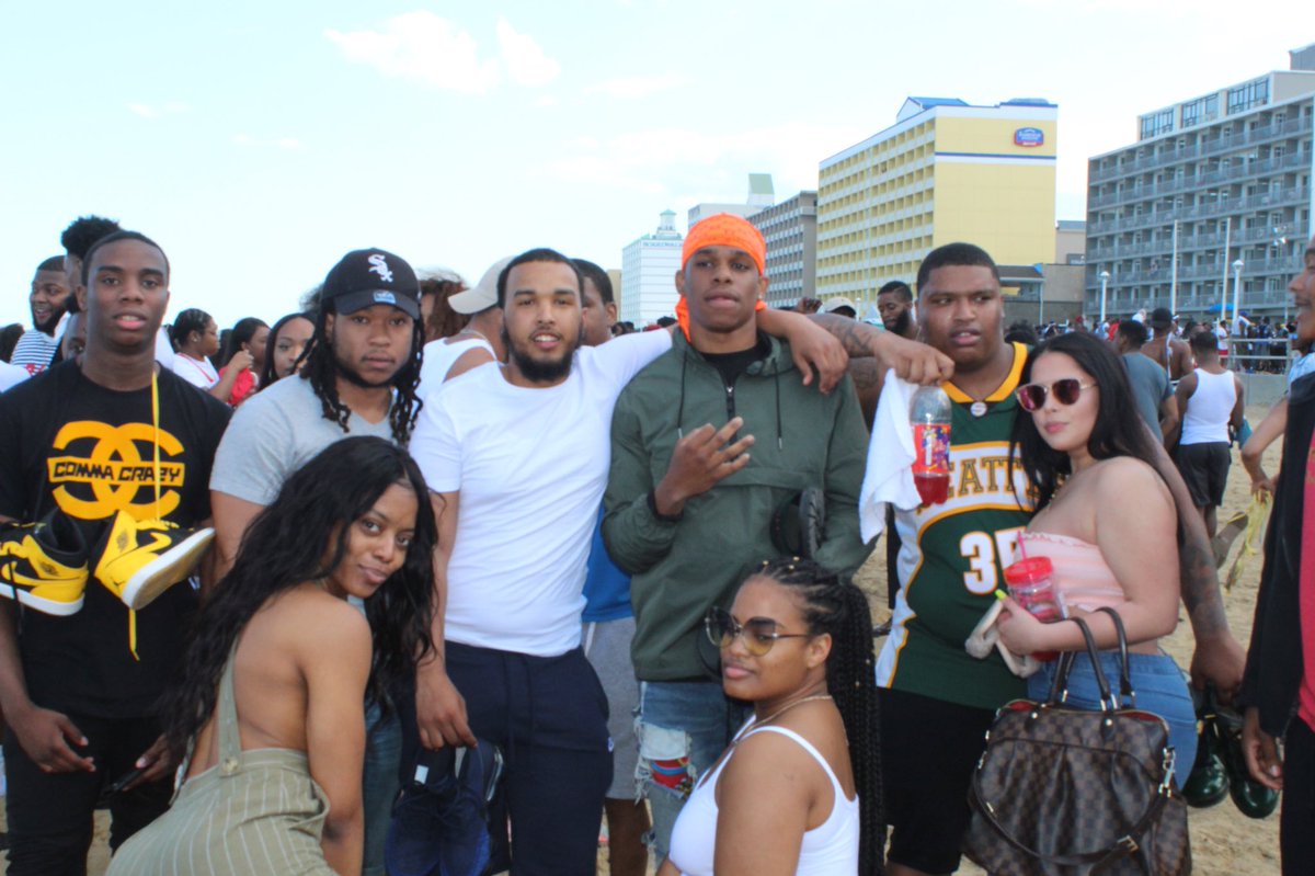 UnrulyDreadhead's tweet photo. Definitely gotta do it again
SB: Shots taken by me😎📸

@BeachWeekend17 @CBW2o17 https://t.co/bxWfdLuR2d