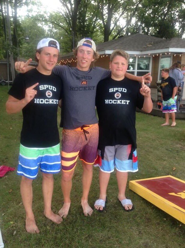 jabeedy's tweet photo. HB kids❤️🎉 @carterczi4 @cooperhockey7 hope it was a good one https://t.co/Cg8icUFmkS
