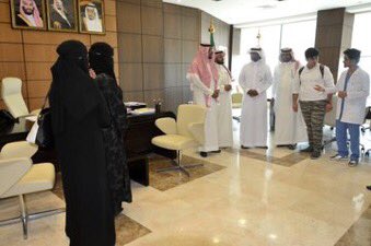 jnnov8's tweet photo. برعاية كلاً من سعادة وكيل الجامعة للجودة والتطوير الأكاديمي الدكتور محمد بن محسن الصفحي وسعادة المشرف على مركز الابتكار وريادة الأعمال الدكتور محمد بن ناصر عقيل آل إبراهيم تم توقيع عقود لاحتضان المشاريع الريادية في حاضنة ومسرعة الأعمال الناشئة #jnnov8 https://t.co/H5y9jaWkca