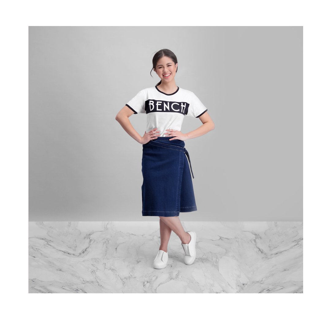 benchtm's tweet photo. Sending more kisses 😘 to the sweetest @delavinkisses  #BENCHEveryday https://t.co/PzGlh1pSCu