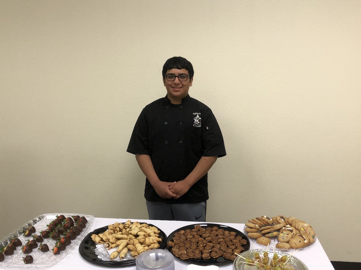 EspartoCulinary's tweet photo. EHS Culinary catered the Yolo County Excellence Awards tonight. My kids were awesome!!! https://t.co/5MWYrzgIec