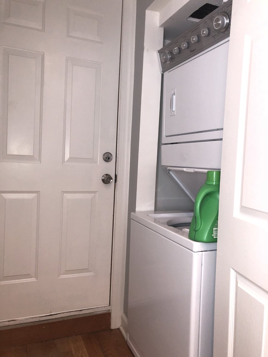 RentWithJG's tweet image. Renovated Studio for $925 in Edgewater! Available 5/11/18.
#chicagoapartmentrentals #edgewater #inunitlaundry #privatepatio #centralair