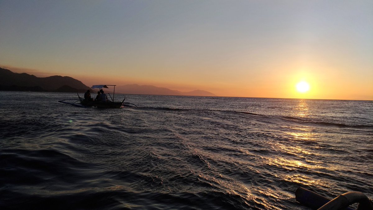 joshdeelan's tweet photo. I just can't imagine someone looking at these things but denies the existence of God. #TravelPH #WhenInMindoro https://t.co/IHY1J4iz7x