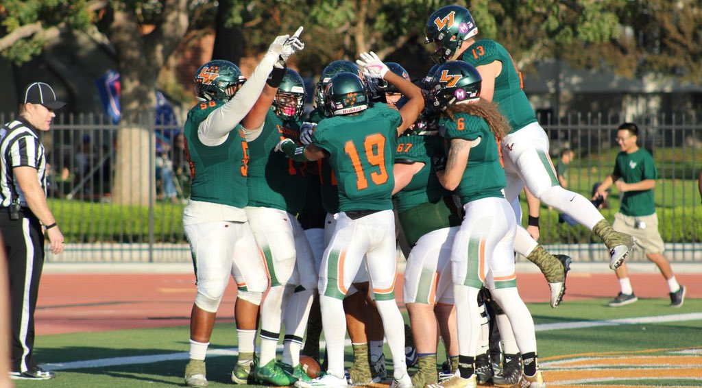 Coach_Worsell's tweet photo. My phone hasn’t stopped blowing up today! A lot of new Leopards joining the family! #getthisclose #ulvculture https://t.co/KAU1fcQqLX