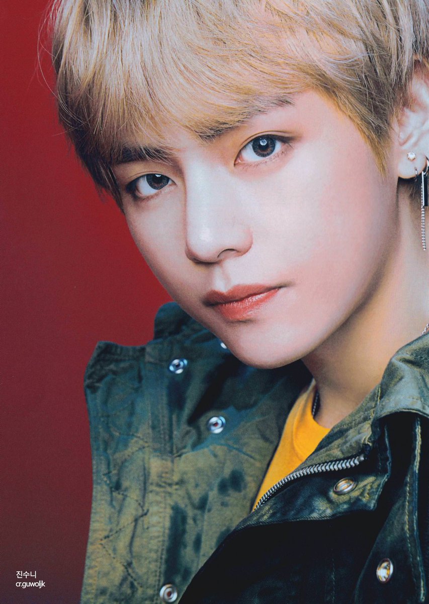 taehyungpic's tweet image. HQ SCAN - FACE YOURSELF
#뷔 #태형 #taehyung @BTS_twt 

© 진수니 &amp;amp; original scan 9월