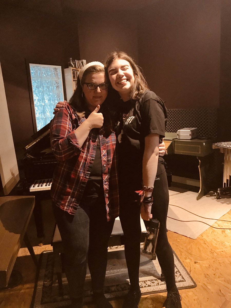 me n my super awesome pal, <a href="/AmyvanKeeken/">Amy van Keeken</a>, who helped me out today! crushed day 2 💛