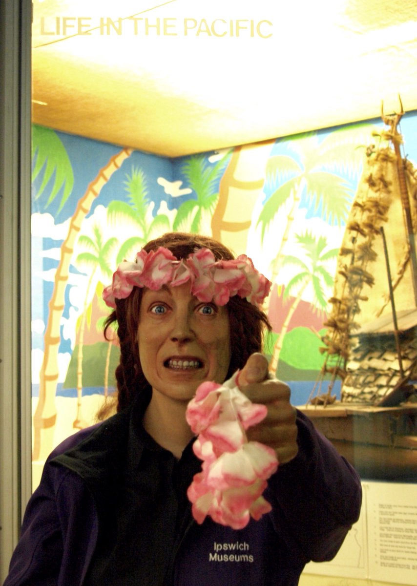 ipswichboudica's tweet photo. It's #LeiDay!
The world cultures gallery at Ipswich Museum is a great place to explore objects from the Pacific and many other parts of the world.
Aloha! https://t.co/PpU9xOsaFu