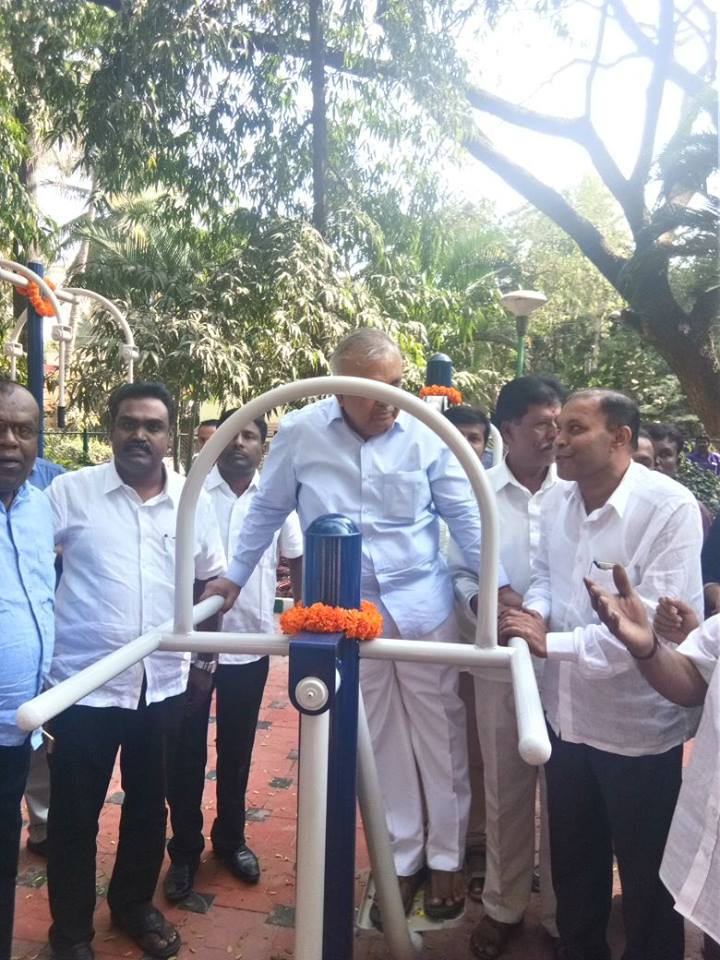 avsgowndar's tweet photo. Fixing physical Exercise equipment for juniors and seniors and quality garden establishment!!
MAJOR DEVELOPMENTS!!
"We are for your", "Kindly support with your valuable #Vote
#RAMALINGAREDDY for #BTM LAYOUT" (B.B.M.P(SOUTH)
#Congress #MChandrappa #Kormangala #Karnataka #Elections https://t.co/fyR4KsxAqY
