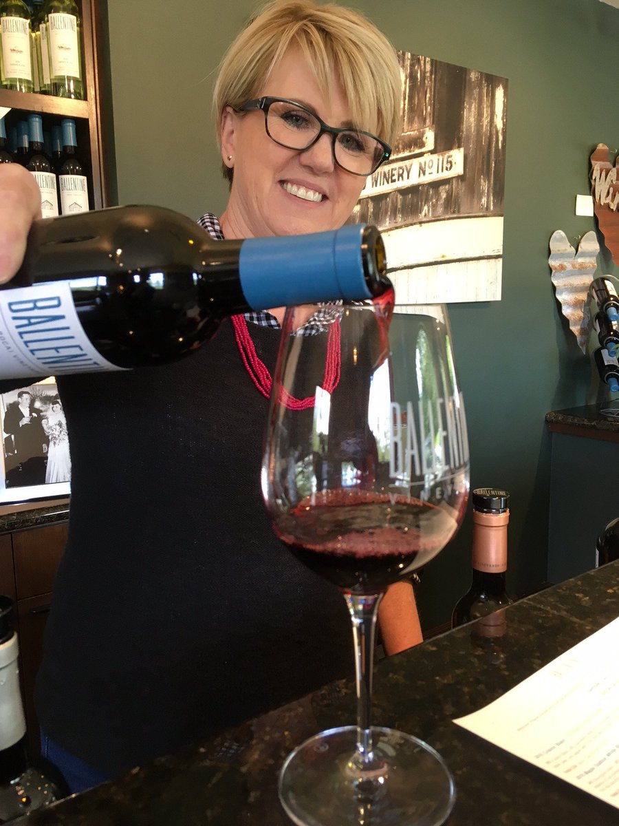 What to try at <a href="/BallentineVine/">Ballentine Vineyards</a> -- #NapaValley 2015 Cabernet Franc &amp; 2015 Merlot. Delicious. One of my favorites in St. <a href="/StHelenaCA/">St. Helena, CA</a>. Thanks Morgan!
