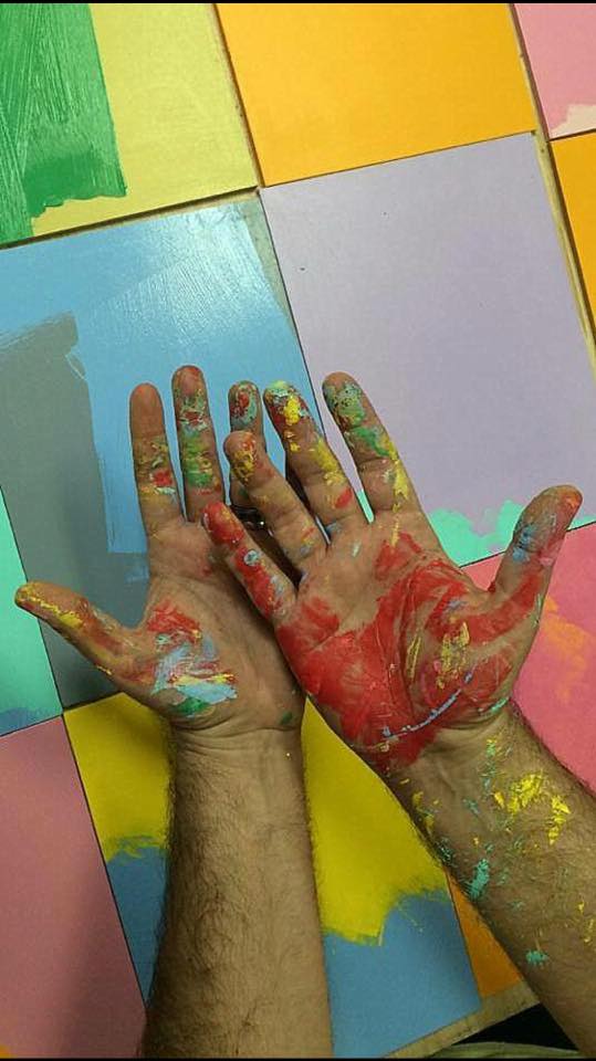 Para los q trabajan con las manos y para los que trabajan con la cabeza.
Para los q ponen el alma y el cuerpo.
Para los q sueñan transformar el mundo con su trabajo.
#felizdiadeltrabajador a las mujeres y los hombres que trabajamos para la construcción de un mundo mejor.