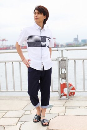 96taka3's tweet photo. 今日は暑いね☀️
それがし、半袖解禁してまする👕
信長の野望稽古へ💨
この暑さ。
海にでも行きたい気分ですね…🌊
#流儀圧搾
#METHOD
#CSMEN https://t.co/N9anX6rFpV