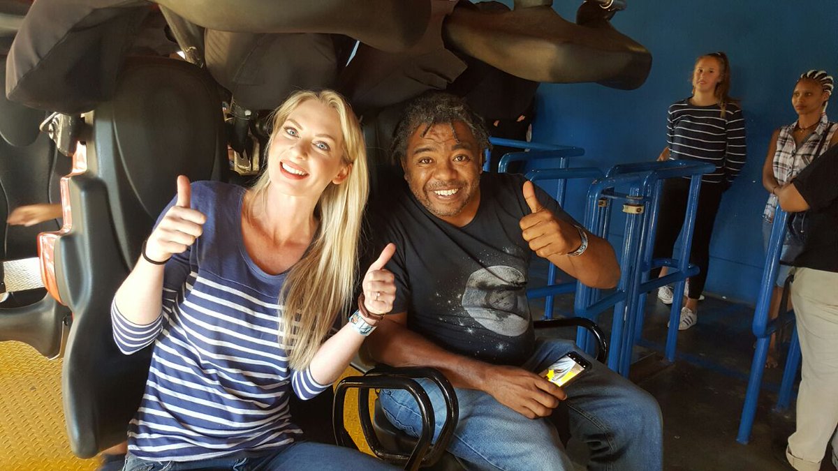 Smile904FM's tweet photo. Good morning to you! Welcome to Smile Breakfast with Bobby &amp; Lindy. We'd love to hear what's putting a smile on your face today! Yesterday the team took a trip to Ratanga Junction to enjoy the rides before it closes. What's your favourite memory of Ratanga? https://t.co/A91QuddtKs