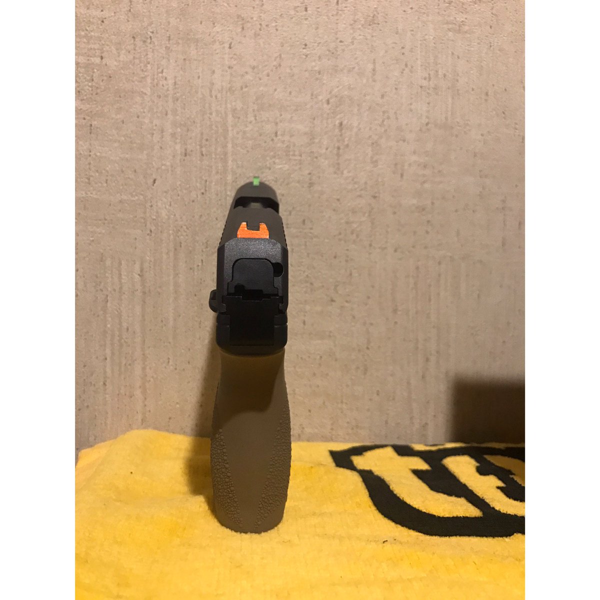 tweetmemichael's tweet image. A little #modmonday / #tinkering Tuesday 
Painted my factory, fixed sights, and I'm pretty happy with the results! 
#gunmods #paintedsights #hoguegrips #rugerec9s #ruger #beforeandafter