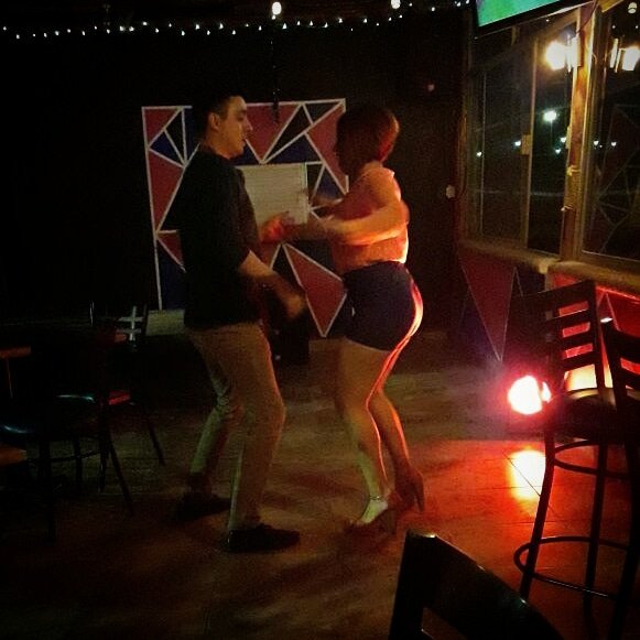 AlletDuarte's tweet image. #MeGustasPara mi pareja de baile.. #amigosforever #bachateandoandamos